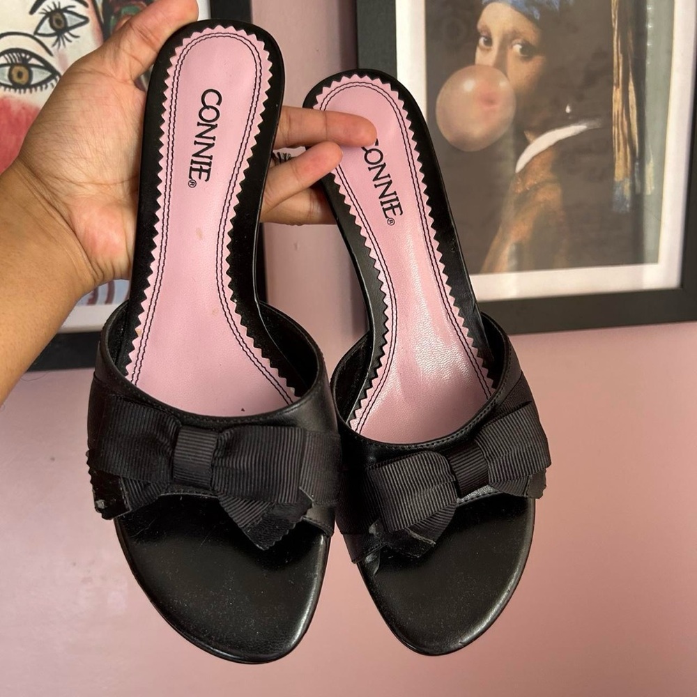 Connie bow heels